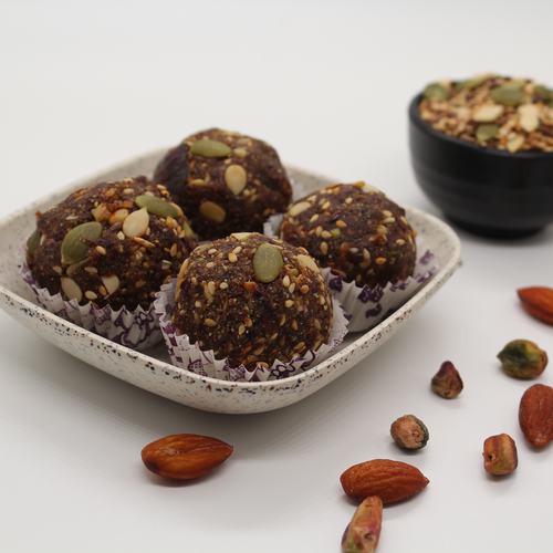 Seeds & Dryfruit Ladoo 1kg (Approx 28 pcs)